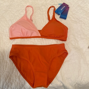 Mienqe Girls Swim Suite‎